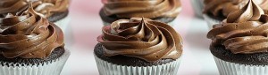 (c) Cupcakes de chocolate